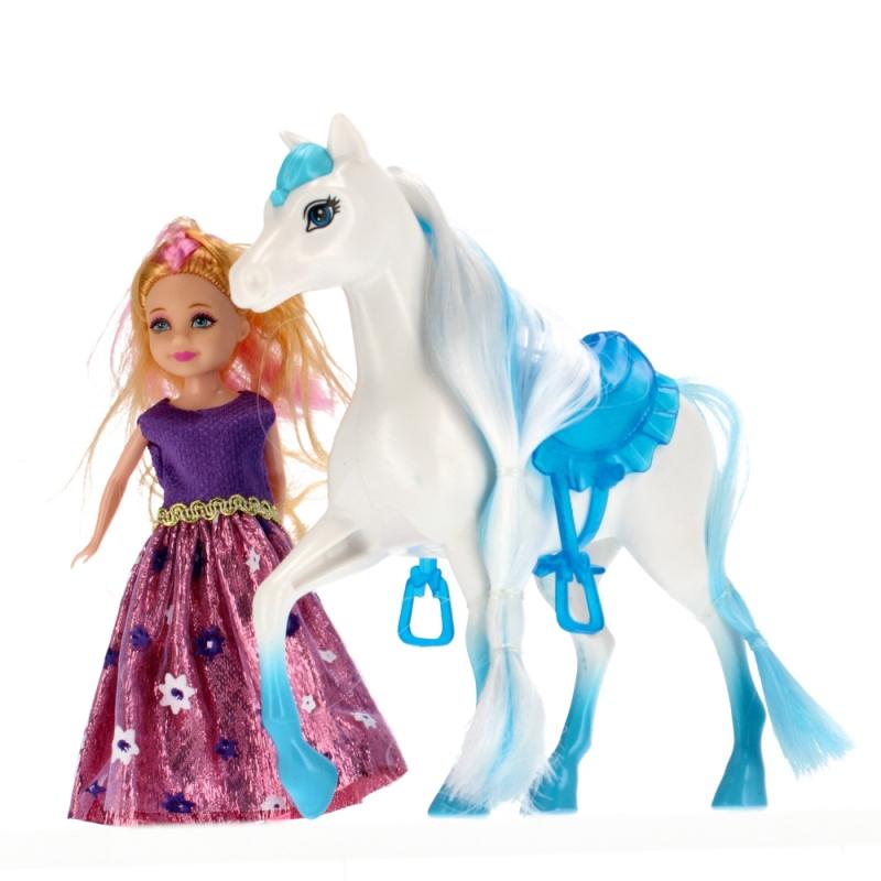 Ľadová Princezná  s koňom