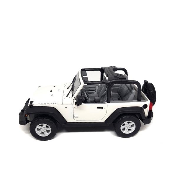 1:24 2007 Jeep Wrangler 1