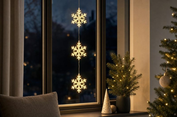Dekorácia MagicHome Vianoce, vločky, 44xLED teplá biela, IP44, 3xAA, 58,5cm 1