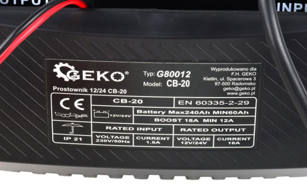 Nabíjačka autobatérii CB-20, 230 V, 12/24 V, poistka 18A, intenzita prúdu 16A 1