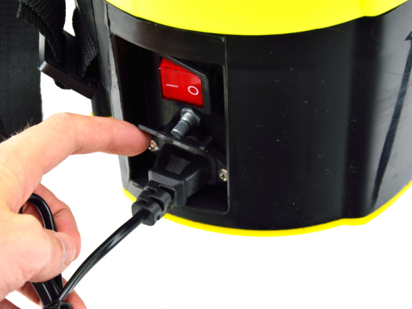 Postrekovač akumulátorový 16 litrov, akumulátor 12V-8Ah, GEKO 10