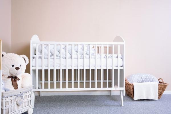 Detská postieľka New Baby BELLA štandard biela