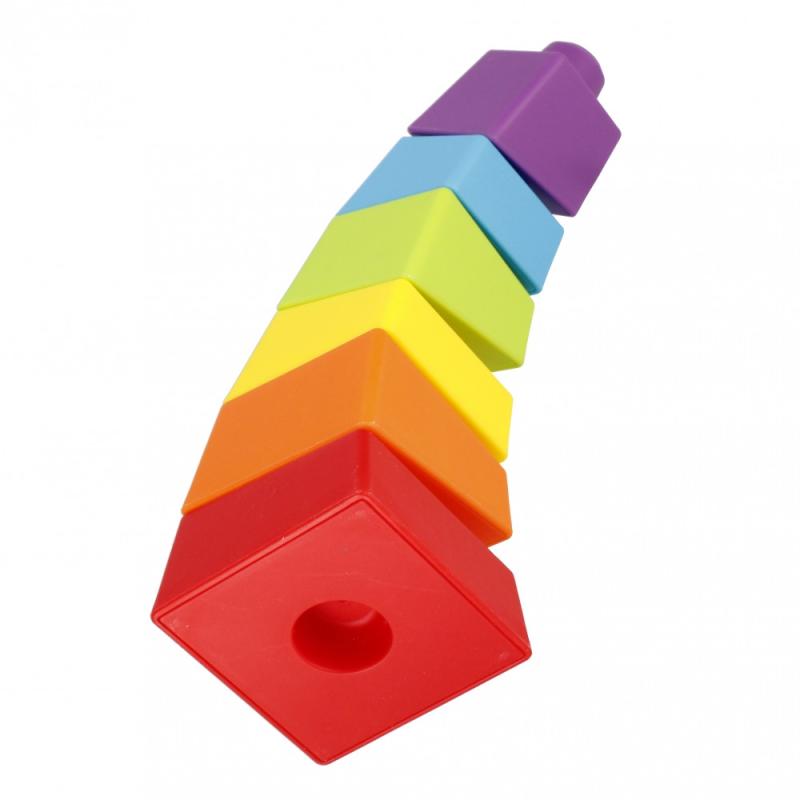Farebná pyramída