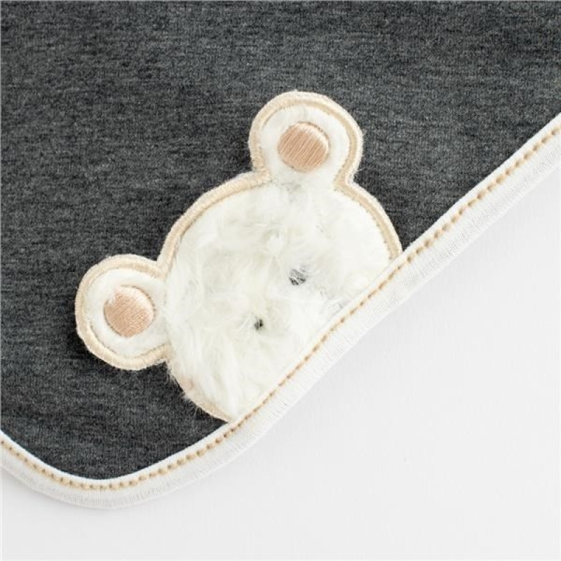 Jarná dojčenská čiapočka so šatkou na krk New Baby Sebastian sivá 86 (12-18m) 3