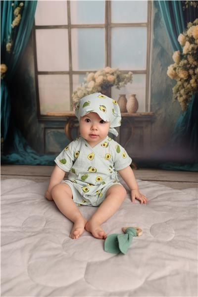 Detská letná mušelínová šatka so šiltom New Baby Avocado 62 (3-6m)