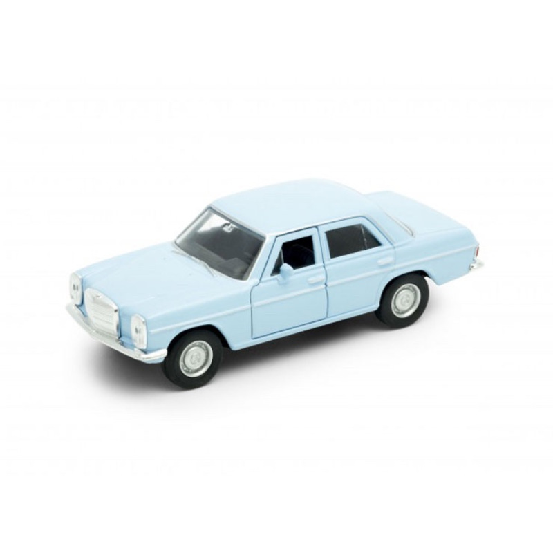 1:34 Mercedes-Benz 220 2