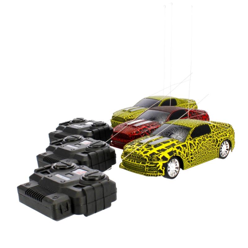 R/C auto so vzorom 1