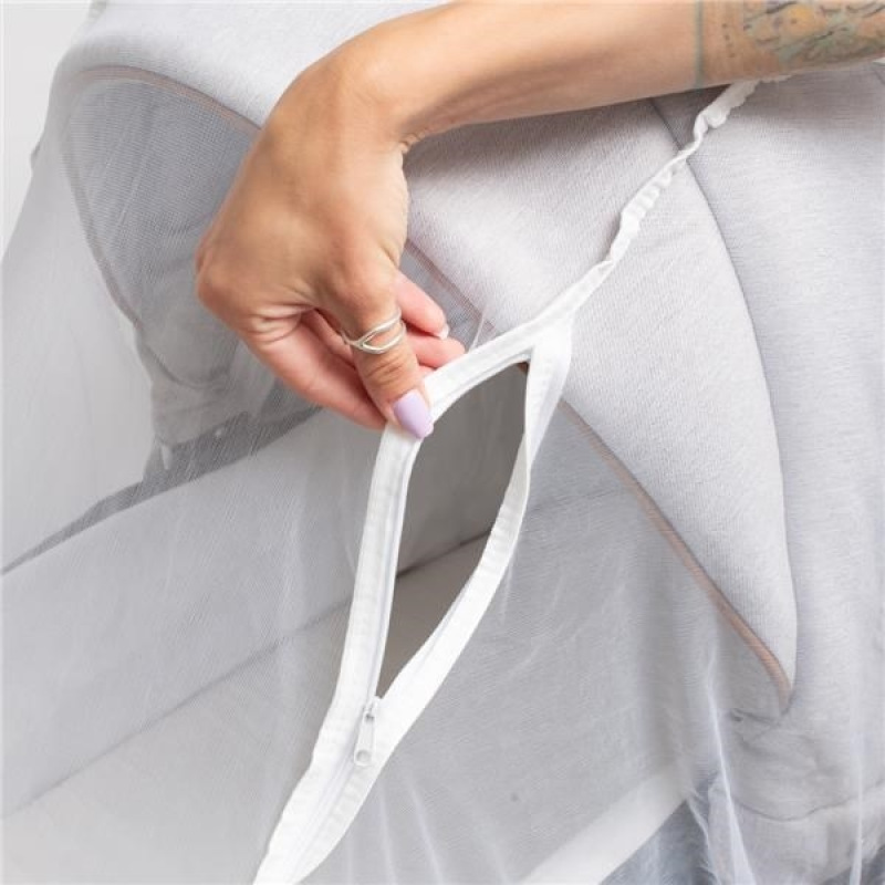 Luxusná moskytiéra so zipsom na kočík New Baby biela 1