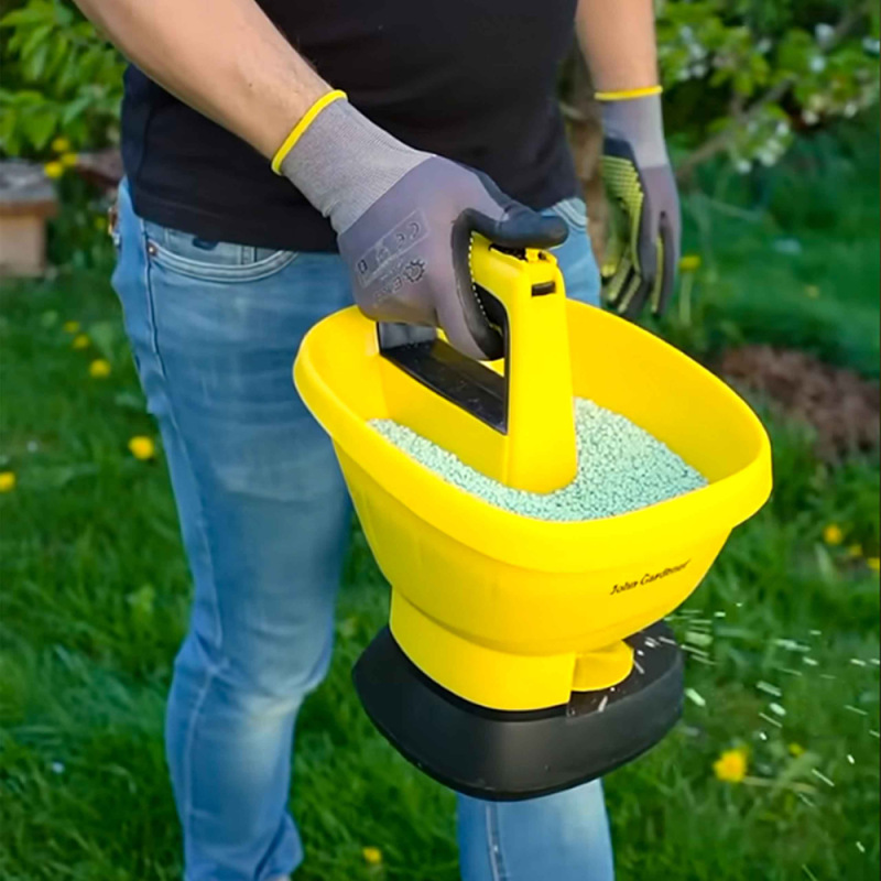 Akumulátorové rozmetadlo trávnikového semena a hnojív, objem 2,7 litra, GEKO 16