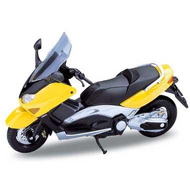 1:18 Yamaha XP500 TMAX 1