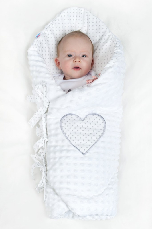 Luxusná šnurovacia Zavinovačka z Minky New Baby biela 75x75 cm 5