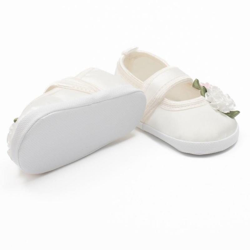 Dojčenské saténové capačky New Baby Ivory Flowers 3-6 m 3-6 m