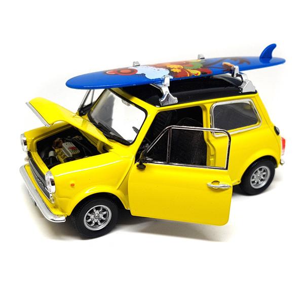 Welly 1:24 Mini Cooper Surf