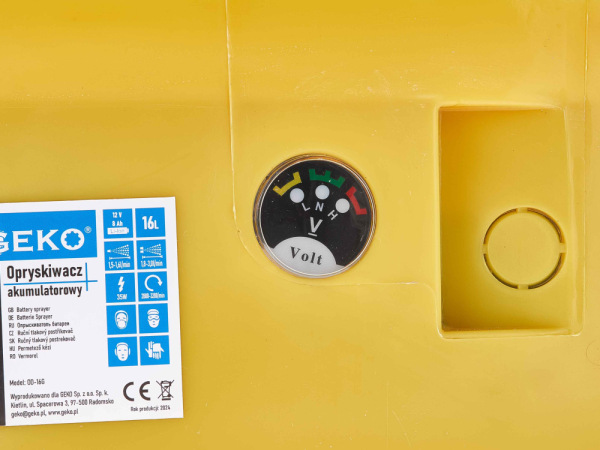 Postrekovač akumulátorový 16 litrov s extra príslušenstvom, akumulátor 12V-8Ah, GEKO 9