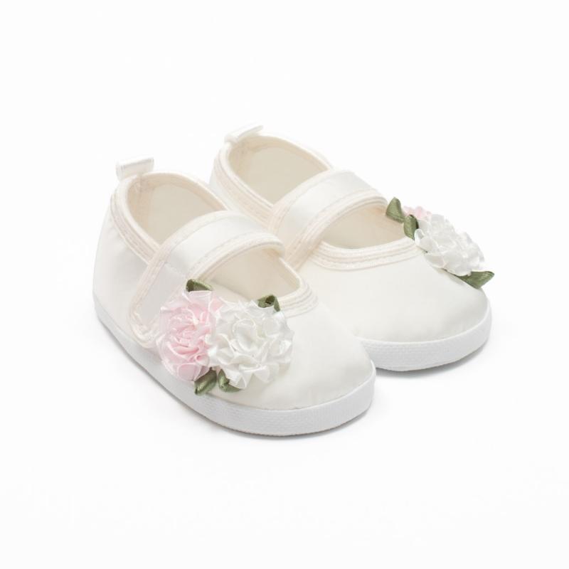 Dojčenské saténové capačky New Baby Ivory Flowers 12-18 m 12-18 m