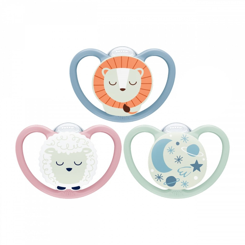 Dojčenský cumlík NUK Space Nights 6-18m 2ks/BOX dievča 6-18 m 1