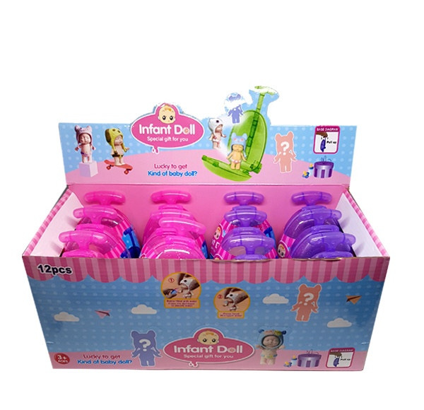 Bábika v kufríku s doplnkami 2