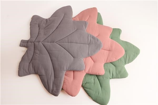 Mušelínová hracia deka New Baby Maple Leaf pink 2