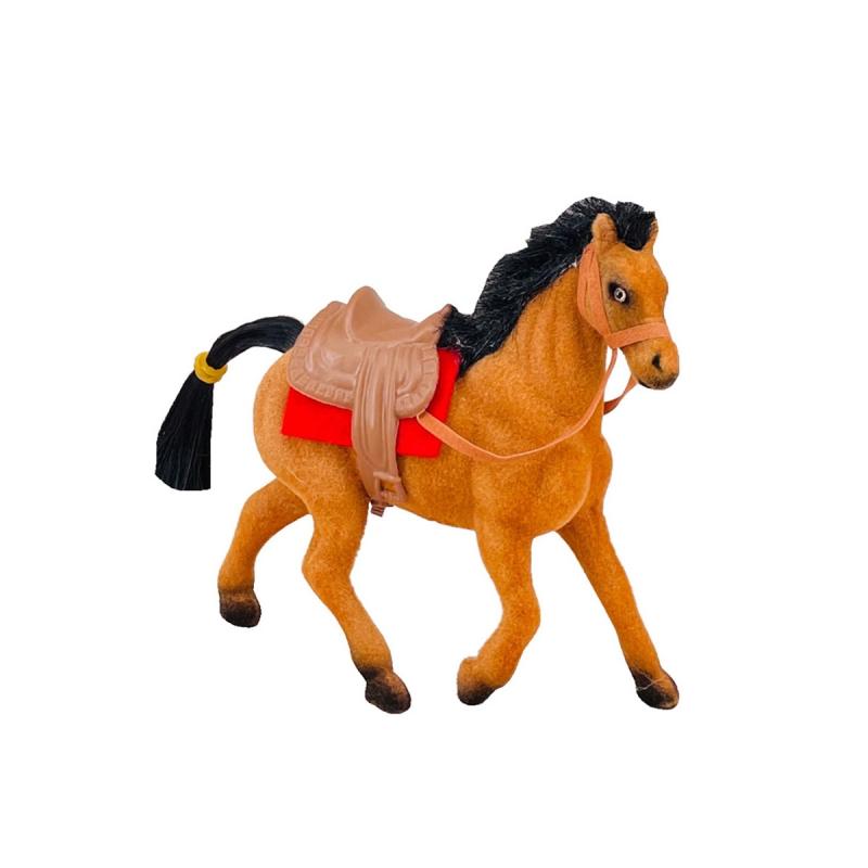 Kôň so sedlom