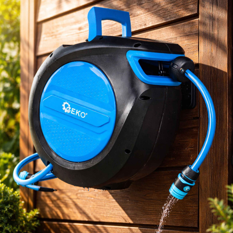 Navíjací bubon s držiakom na stenu so záhradnou hadicou 20 m, GEKO 14