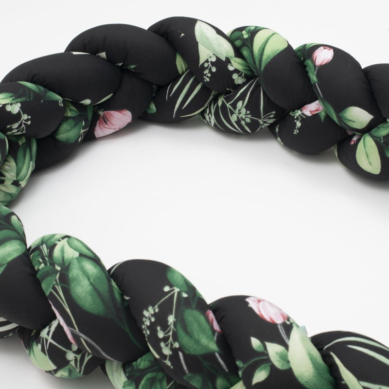 Ochranný mantinel do postieľky vrkoč New Baby Pivonky 3