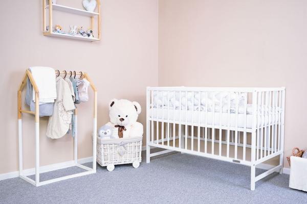 Detská postieľka New Baby BASIC so sťahovacou bočnicou biela 2