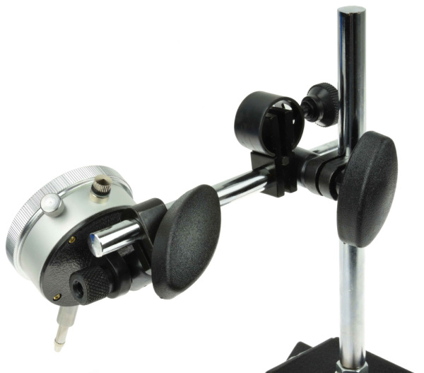 Odchýlkomer 10/0,01 mm na magnetickom stojane, GEKO 7