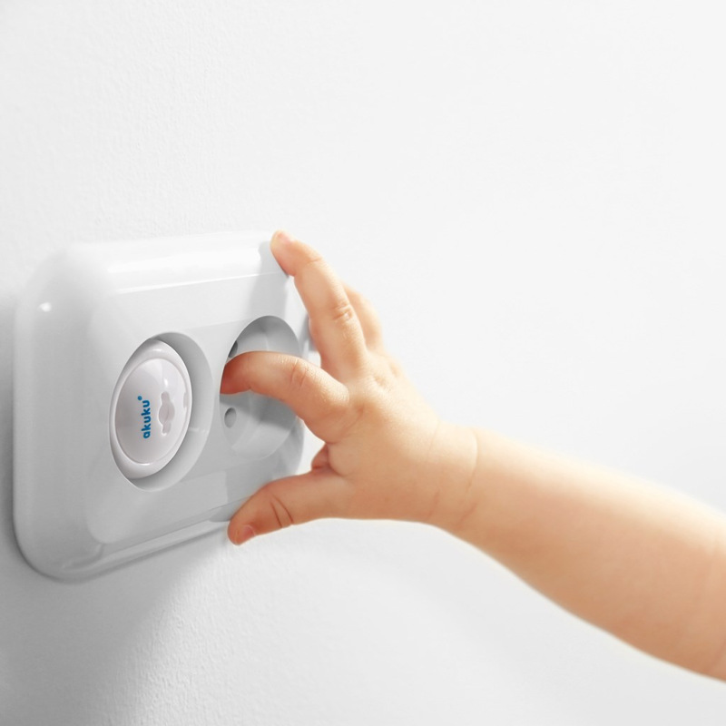 Poistky do zásuvky Akuku 6 ks 4