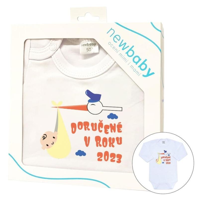 Body s potlačou New Baby Doručené v roku 2023 - darčekové balenie 80 (9-12m)