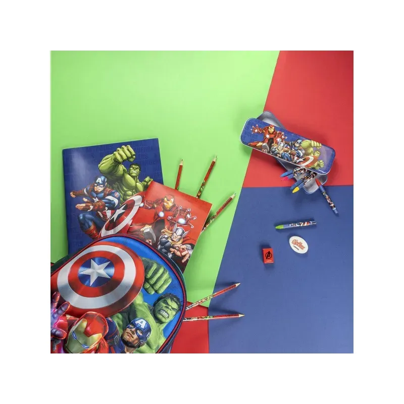 CERDÁ Detský 3D batoh AVENGERS, 2100003422