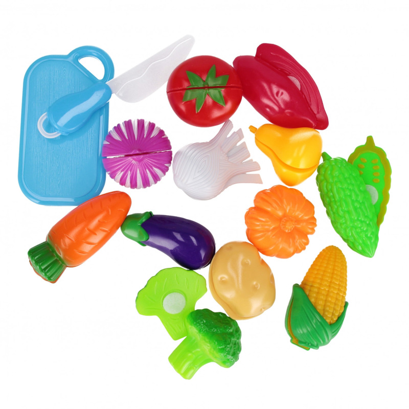 Ovocie a zelenina na doske 3