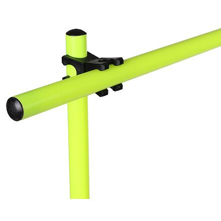 Neon DS 11 agility prekážka 1