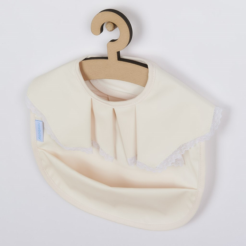 Luxusný umývateľný podbradník New Baby 34x25 cm girl 1