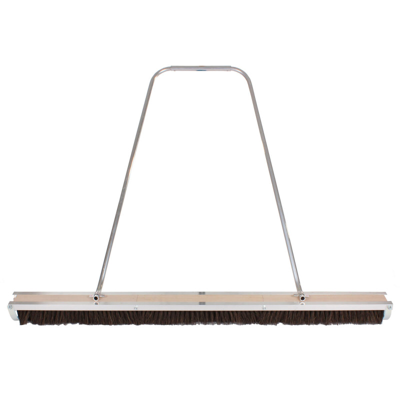 Metla na dvorce Universal Arenga