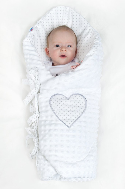 Luxusná šnurovacia Zavinovačka z Minky New Baby biela 75x75 cm 5