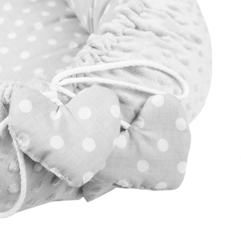 Luxusné hniezdočko s vankúšikom a perinkou New Baby z Minky Srdiečko sivé 5