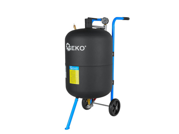 Pieskovačka 76 l, pracovný tlak 4,1-8,6 barov, spotreba vzduchu 170-700 l/min, GEKO 15