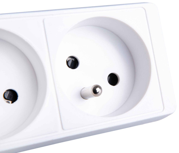 Predlžovací kábel s vypínačom, 3 zásuvky, dĺžka 3m, GEKO 4