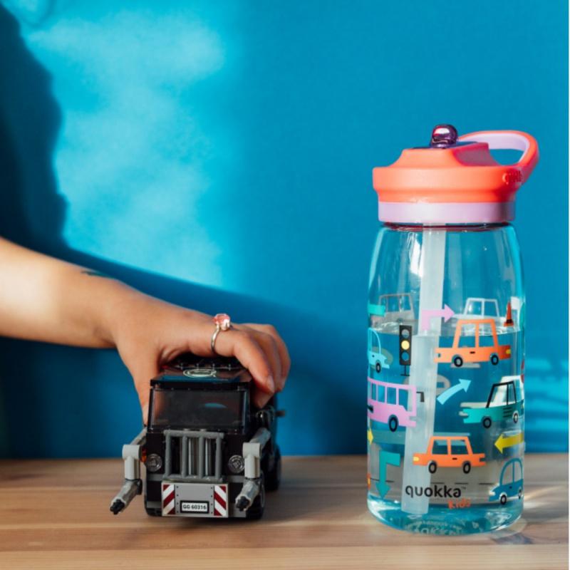 Quokka Kids Glow, Plastová fľaša so slamkou Cars, 580ml, 40285 2
