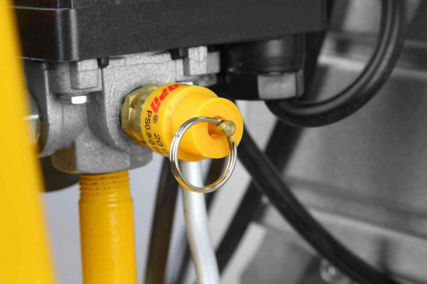 Kompresor olejový 1-piestový 1,5 kW, 220 l/min, 230V, vzdušník 50 litrov, HURAGAN 6